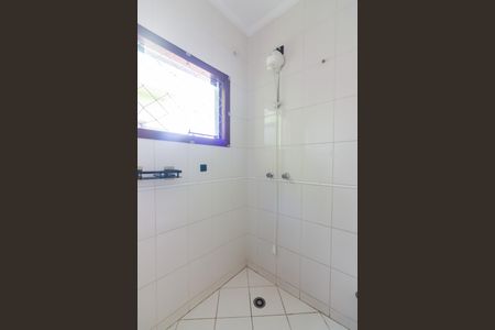 Casa à venda com 330m², 3 quartos e 2 vagasBanheiro da Suíte 1