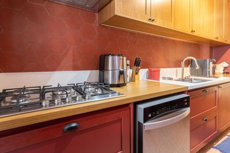 Apartamento à venda com 100m², 2 quartos e 1 vagaCozinha