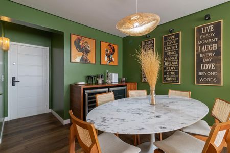 Apartamento à venda com 100m², 2 quartos e 1 vagaSala de Jantar