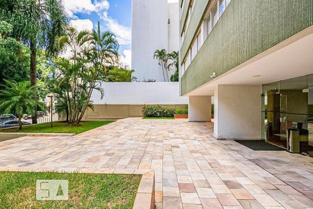 Apartamento à venda com 100m², 2 quartos e 1 vagaÁrea externa