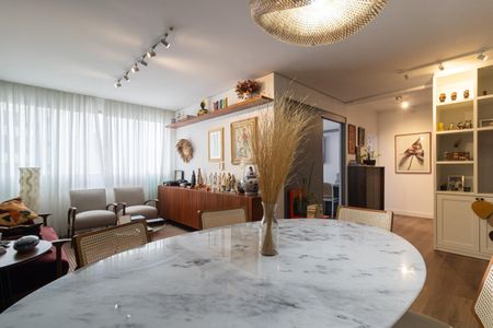 Apartamento à venda com 100m², 2 quartos e 1 vagaSala de Jantar