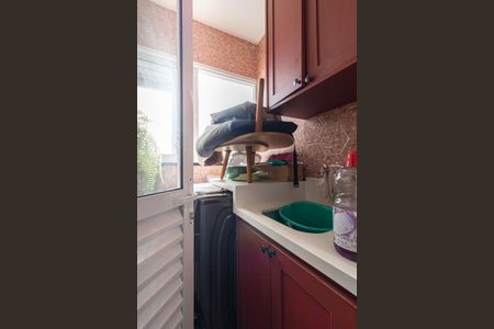 Apartamento à venda com 100m², 2 quartos e 1 vagaÁrea de Serviço