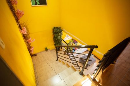 Casa à venda com 80m², 2 quartos e 2 vagasCORREDOR