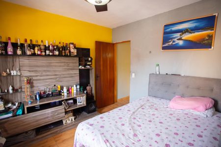 Casa à venda com 80m², 2 quartos e 2 vagasQUARTO 1