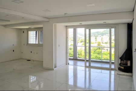 Casa à venda com 4 quartos, 150m² em Teresópolis, Porto Alegre