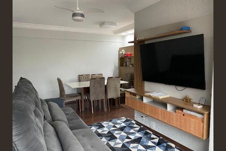 Apartamento à venda com 2 quartos, 63m² em Jardim Guiomar, São Paulo