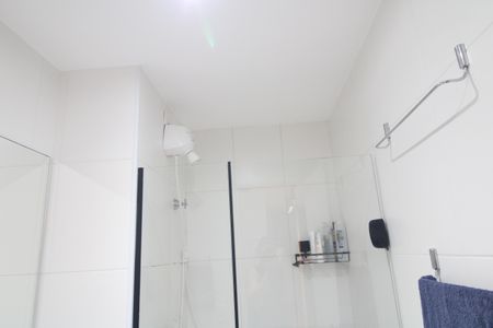 Banheiro de apartamento à venda com 1 quarto, 34m² em Jardim Marajoara, São Paulo