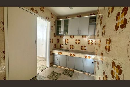 Apartamento à venda com 97m², 3 quartos e 2 vagasCozinha 