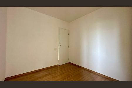 Apartamento à venda com 97m², 3 quartos e 2 vagasQuarto 