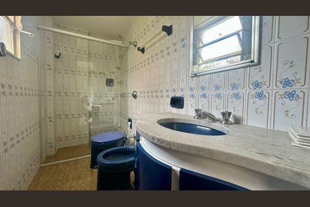 Apartamento à venda com 97m², 3 quartos e 2 vagasBanheiro 