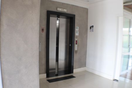 Apartamento para alugar com 57m², 2 quartos e 1 vagaHall de entrada