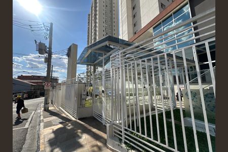 Apartamento para alugar com 57m², 2 quartos e 1 vagaFachada e portaria