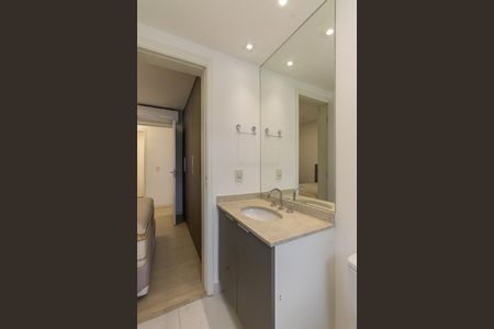 Apartamento para alugar com 111m², 3 quartos e 2 vagas Apartamento para alugar com 111m², 3 quartos e 2 vagasBanheiro da Suíte 1