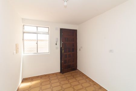 Sala de apartamento para alugar com 2 quartos, 47m² em Conjunto Residencial José Bonifácio, São Paulo