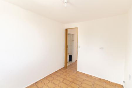 Quarto 1 de apartamento para alugar com 2 quartos, 47m² em Conjunto Residencial José Bonifácio, São Paulo