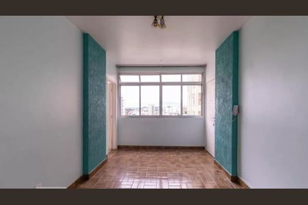 Apartamento à venda com 55m², 2 quartos e 1 vagaFoto 01