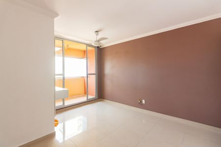 Sala  de apartamento para alugar com 3 quartos, 80m² em Jaguaribe, Osasco