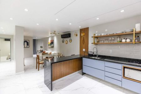 Apartamento à venda com 3 quartos, 85m² em Copacabana, Rio de Janeiro