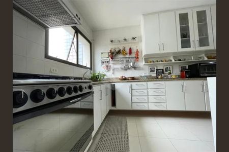Apartamento à venda com 4 quartos, 186m² em Campo Belo, São Paulo
