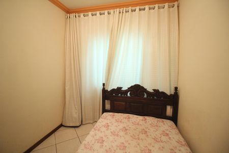 Casa à venda com 92m², 3 quartos e 2 vagasQuarto 2