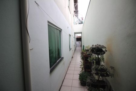 Casa à venda com 92m², 3 quartos e 2 vagasQuintal