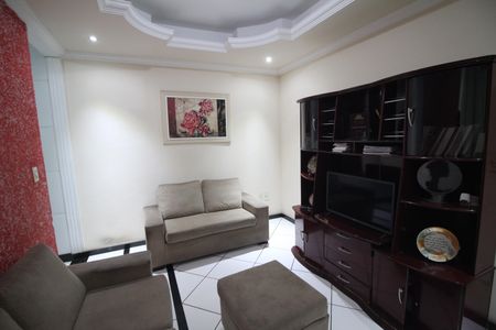 Sala de casa à venda com 3 quartos, 92m² em Novo Eldorado, Contagem
