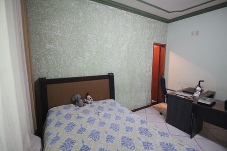 Casa à venda com 92m², 3 quartos e 2 vagasQuarto 3