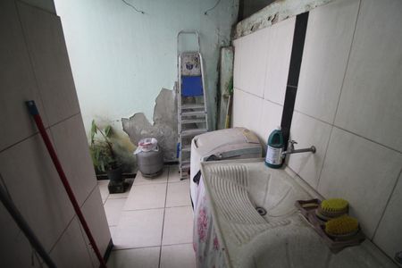 Casa à venda com 92m², 3 quartos e 2 vagasÁrea de Serviço