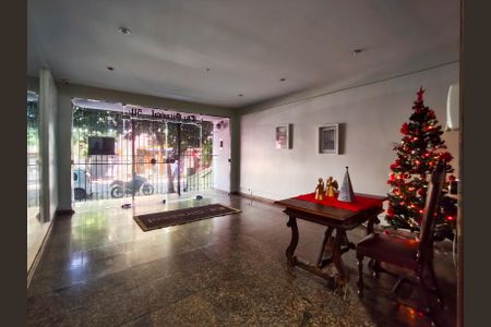 Apartamento para alugar com 105m², 3 quartos e 1 vagaFachada e portaria