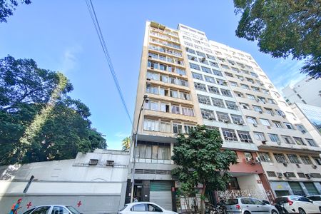 Fachada de apartamento para alugar com 2 quartos, 55m² em Centro, Rio de Janeiro