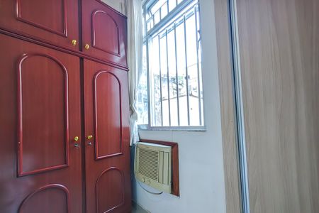 Quarto 1 de apartamento para alugar com 2 quartos, 55m² em Centro, Rio de Janeiro