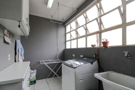 Apartamento à venda com 95m², 2 quartos e 1 vagaÁrea de Serviço