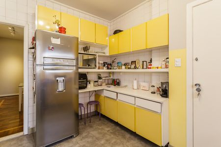 Apartamento para alugar com 120m², 2 quartos e 1 vaga Apartamento para alugar com 120m², 2 quartos e 1 vagaCozinha