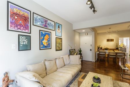 Apartamento para alugar com 120m², 2 quartos e 1 vaga Apartamento para alugar com 120m², 2 quartos e 1 vagaSala