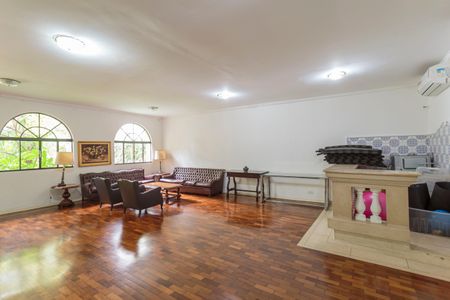 Apartamento para alugar com 120m², 2 quartos e 1 vaga Apartamento para alugar com 120m², 2 quartos e 1 vagaÁrea comum - Salão de festas