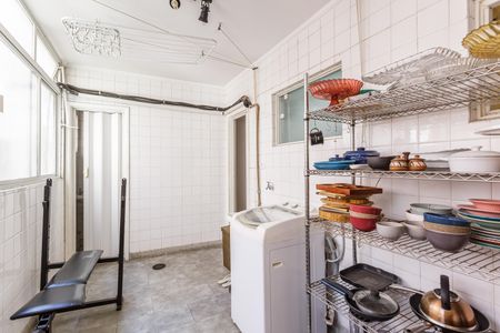 Apartamento para alugar com 120m², 2 quartos e 1 vaga Apartamento para alugar com 120m², 2 quartos e 1 vagaÁrea de Serviço