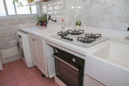 Apartamento à venda com 51m², 2 quartos e 1 vaga Apartamento à venda com 51m², 2 quartos e 1 vagaCozinha e Área de Serviço