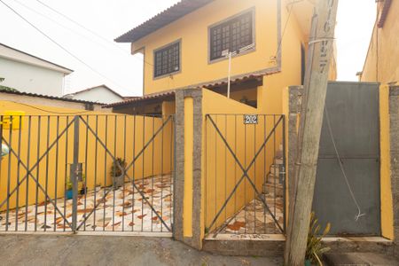 Casa para alugar com 43m², 1 quarto e sem vaga Casa para alugar com 43m², 1 quarto e sem vagaFachada