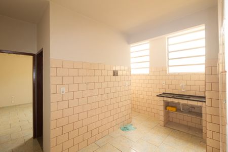 Casa para alugar com 43m², 1 quarto e sem vaga Casa para alugar com 43m², 1 quarto e sem vagaCozinha e Área de Serviço