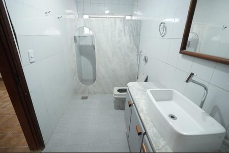 Casa de condomínio para alugar com 700m², 3 quartos e 3 vagas