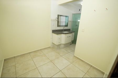 Casa de condomínio para alugar com 700m², 3 quartos e 3 vagas