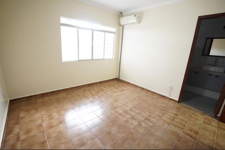 Casa de condomínio para alugar com 700m², 3 quartos e 3 vagas