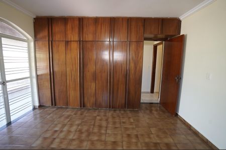 Casa de condomínio para alugar com 700m², 3 quartos e 3 vagas