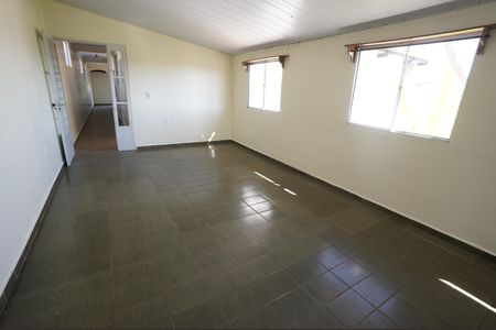 Casa de condomínio para alugar com 700m², 3 quartos e 3 vagas