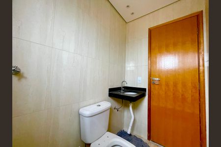 Apartamento para alugar com 40m², 2 quartos e 2 vagas Apartamento para alugar com 40m², 2 quartos e 2 vagasBanheiro