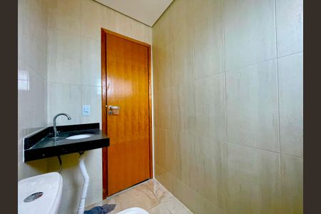 Apartamento para alugar com 40m², 2 quartos e 2 vagas Apartamento para alugar com 40m², 2 quartos e 2 vagasBanheiro