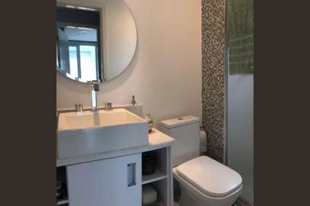 Banheiro de apartamento à venda com 2 quartos, 69m² em Brooklin, São Paulo