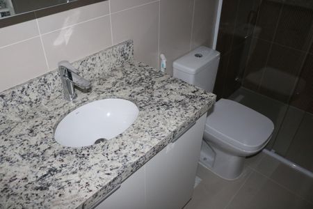 Banheiro de apartamento para alugar com 1 quarto, 42m² em Perdizes, São Paulo