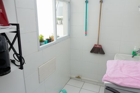 Apartamento para alugar com 42m², 2 quartos e sem vaga Apartamento para alugar com 42m², 2 quartos e sem vagaÁrea de Serviço