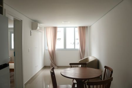 Sala de apartamento para alugar com 1 quarto, 42m² em Perdizes, São Paulo